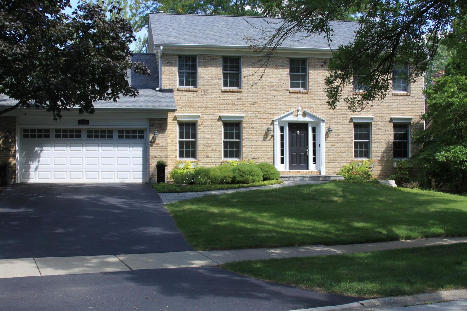 Property Photo:  1172 Kenilworth Circle  IL 60540 
