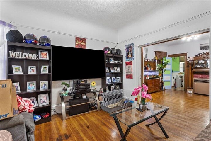 Property Photo:  3109 Elmwood  CA 94601 