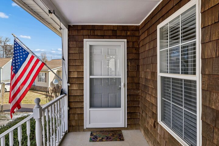 Property Photo:  608 Jasmin Dr  TN 37211 