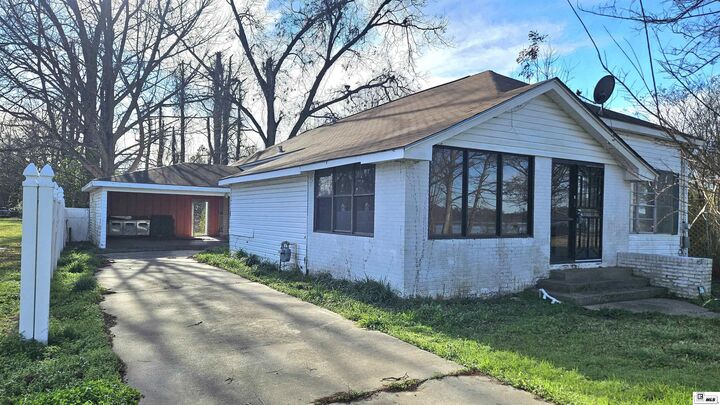 Property Photo:  1306 Lake Street  LA 71254 