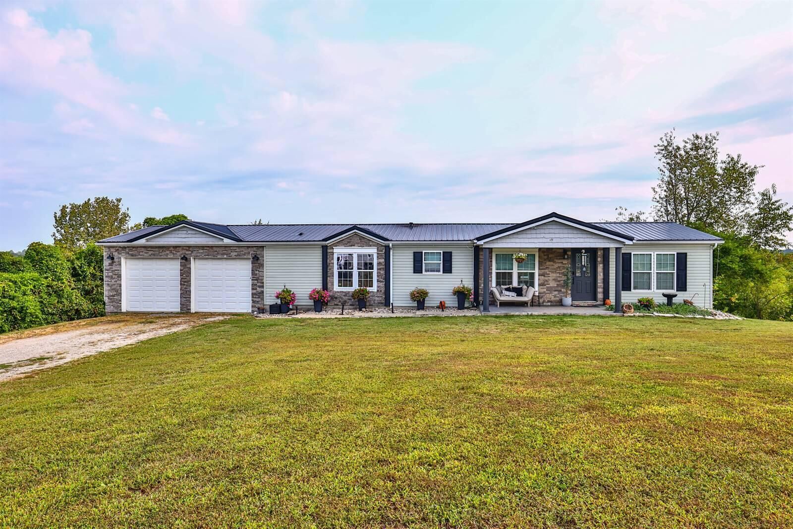 Property Photo: 929 Fisher Road KY 41043