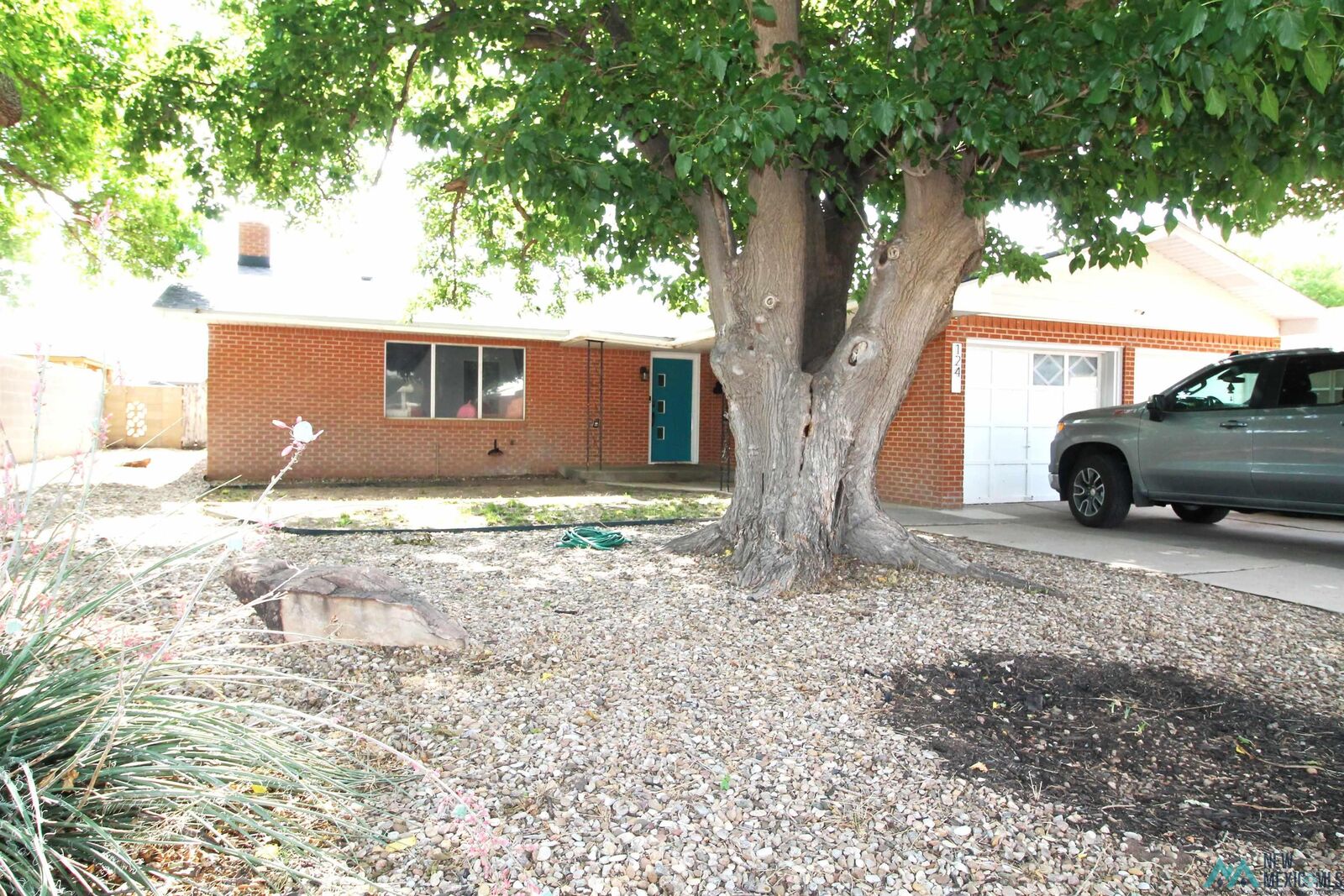 Property Photo: 124 Kansas Drive NM 88130