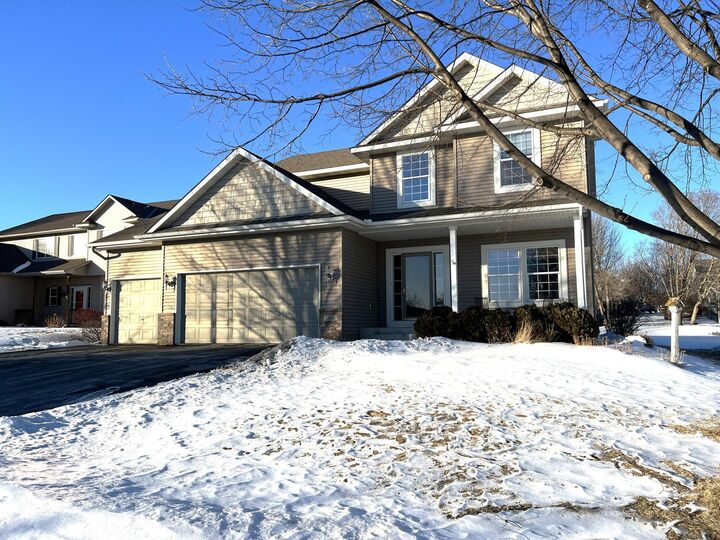 Property Photo:  1868 Moccasin Drive  MN 55387 
