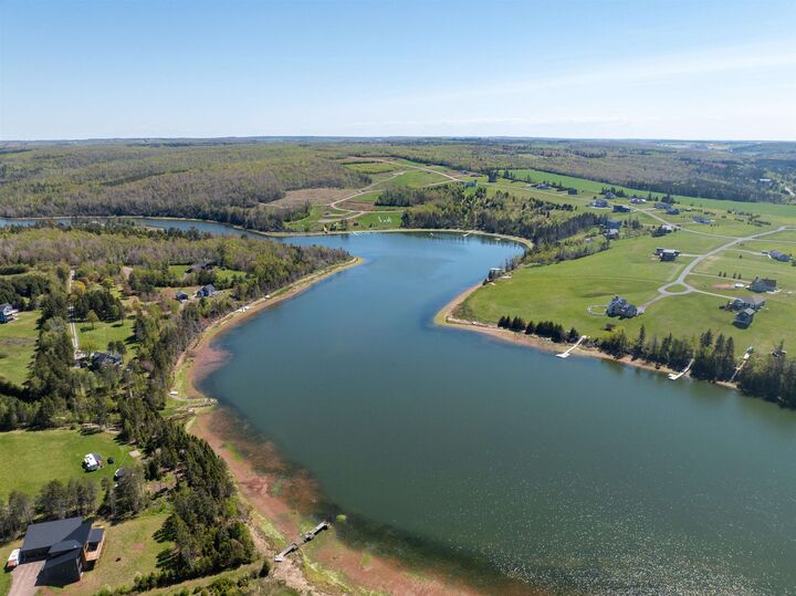 Photo de la propriété:  Acreage Trout River Road  PE C0A 1N0 