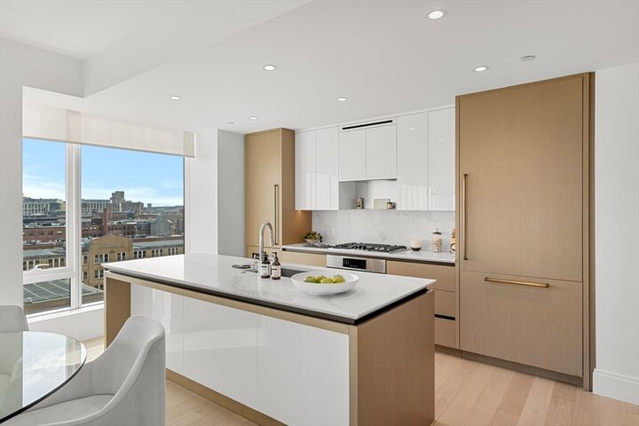 Property Photo:  380 Harrison Avenue #1008  MA 02118 