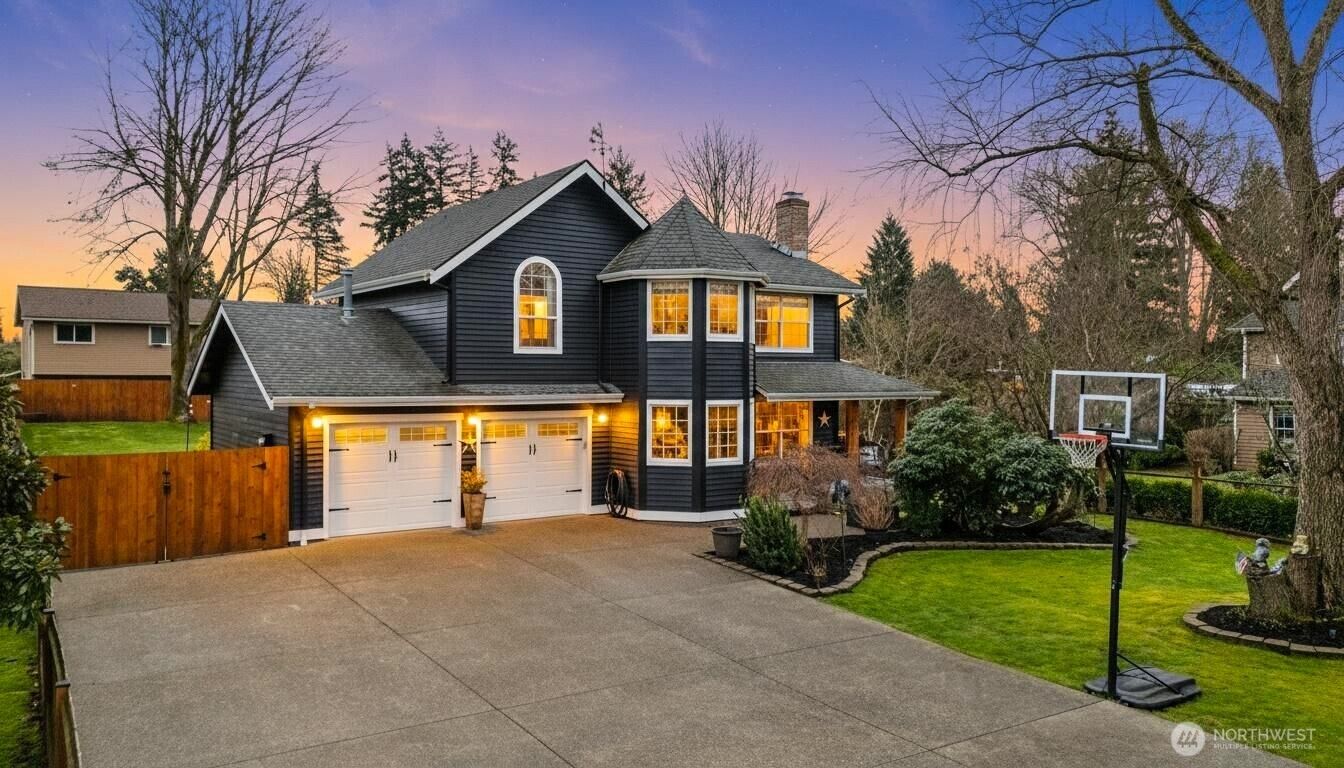 Property Photo:  610  Logan Road  WA 98036 