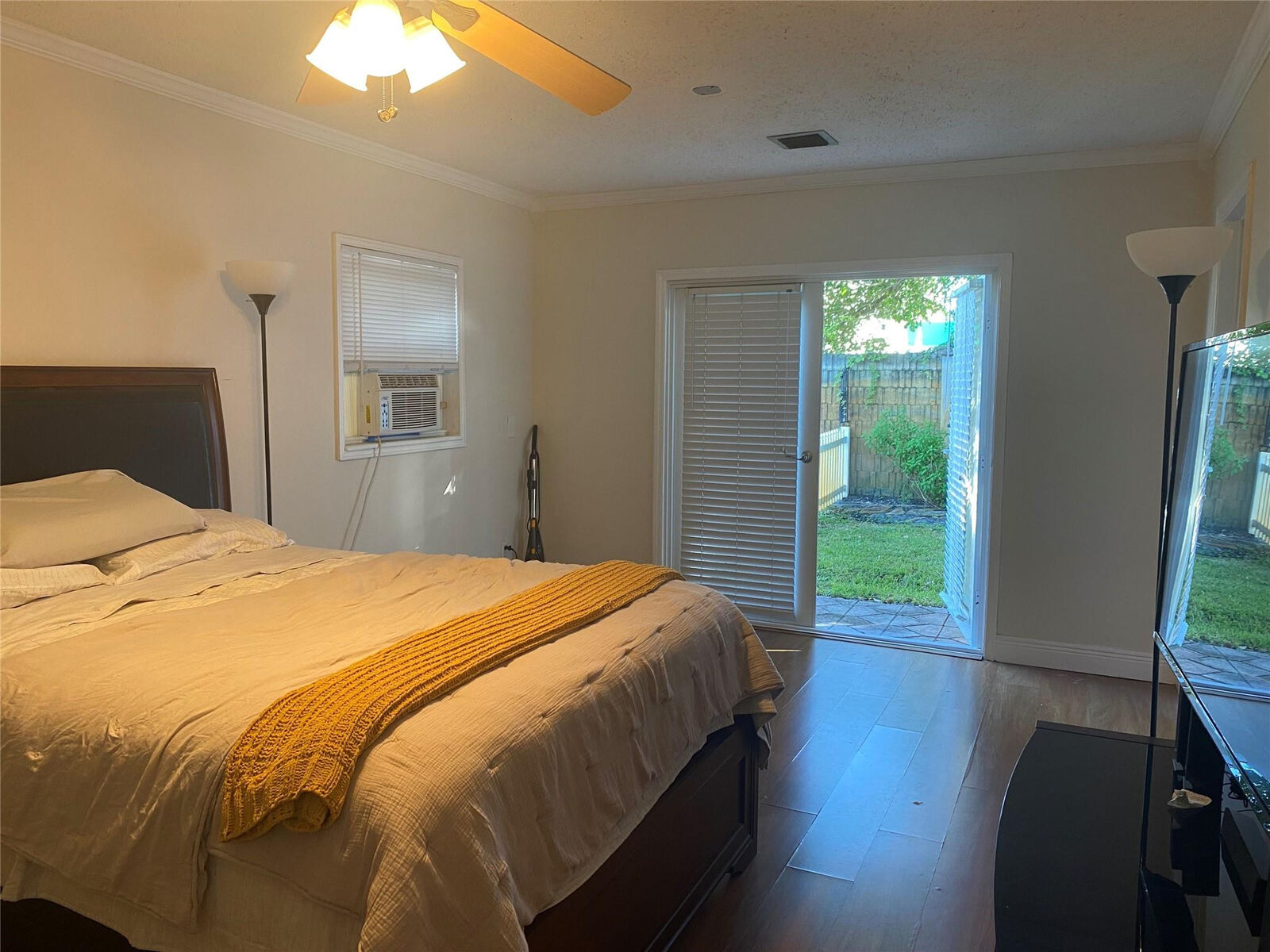 Property Photo:  536 NW 45th Street  FL 33309 