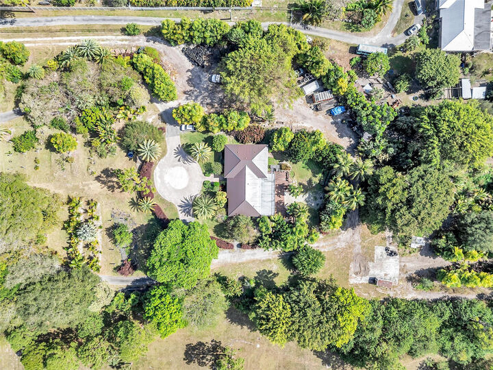 Property Photo: 4000 NW 74th Street FL 33073