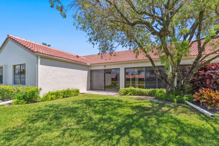 Property Photo:  5942 Parkwalk Circle W  FL 33472 