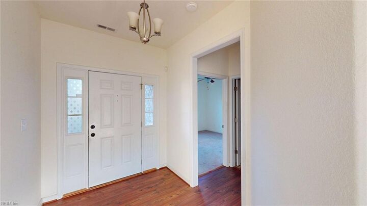 Property Photo: 519 Dunning Ln VA 23322