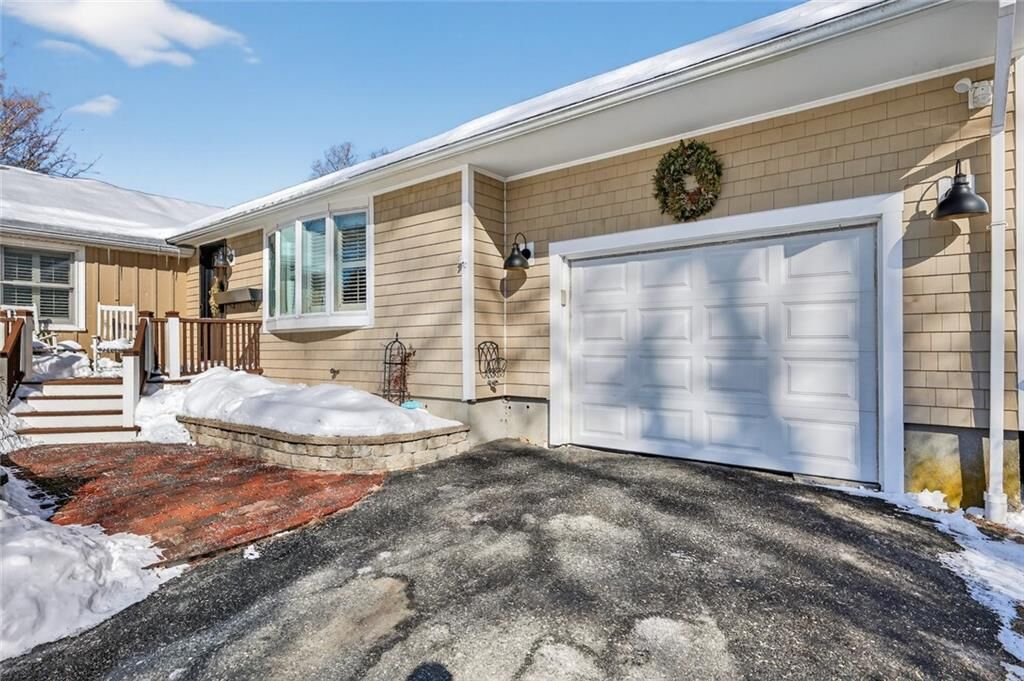 Property Photo:  92 Locust Street  RI 02871 