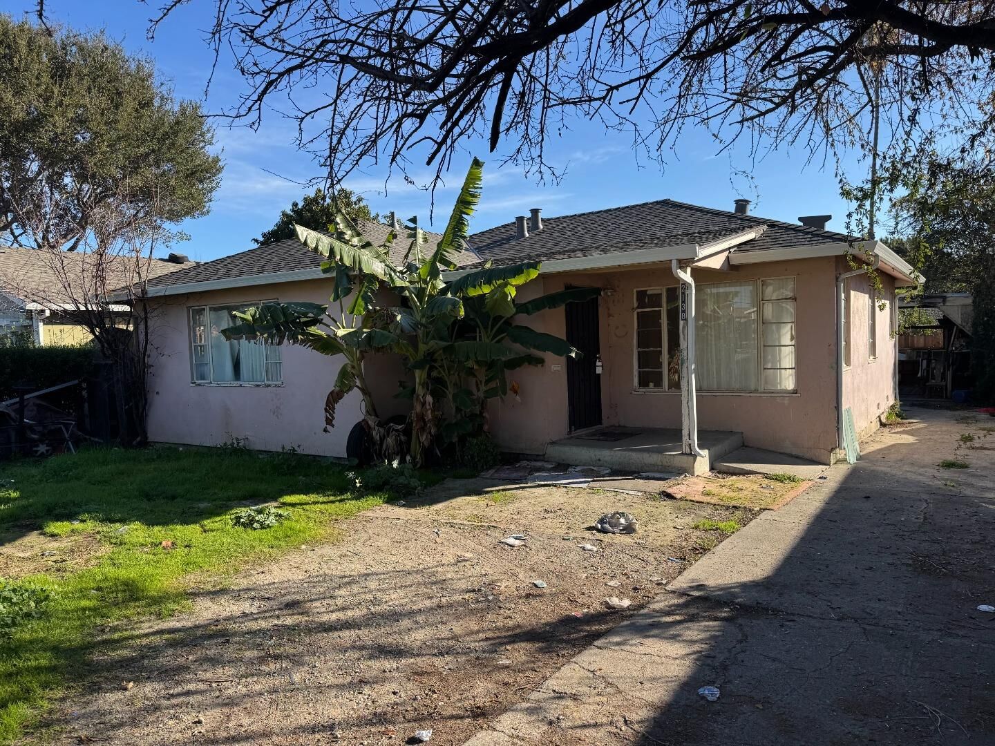 Property Photo: 2138 Dumbarton Avenue CA 94303