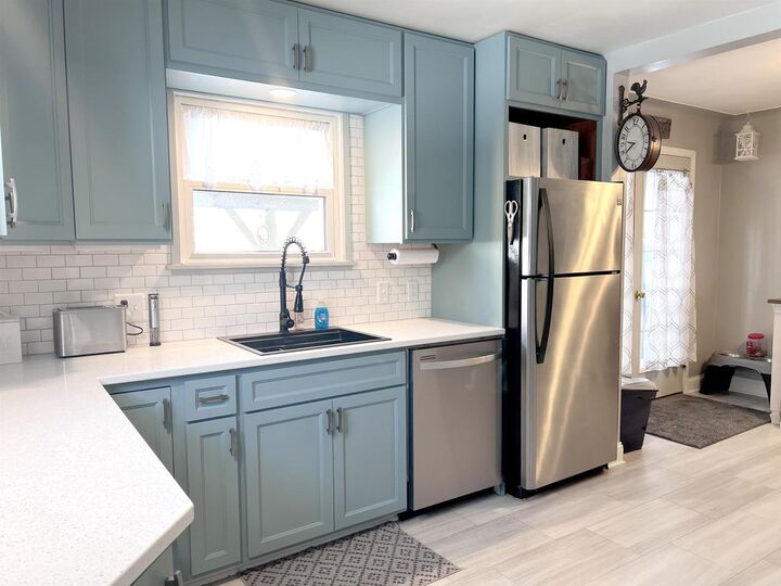 Property Photo:  829 Shear Avenue  WI 54634 