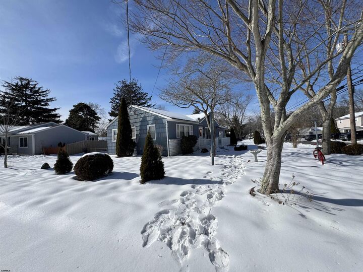 Property Photo:  301 W Patcong Ave  NJ 08221 