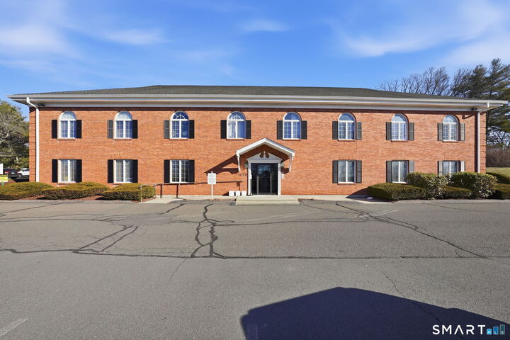 Property Photo:  1050 Sullivan Avenue Ste A1  CT 06074 