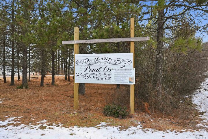 Property Photo:  6201 B S Leclerc Rd  WA 99156 