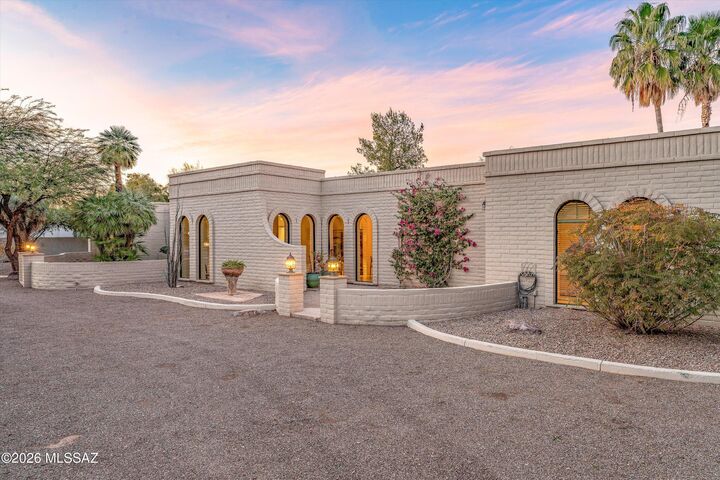 Property Photo:  6001 E San Marino Drive  AZ 85715 