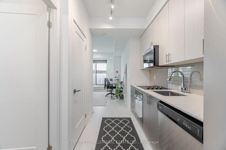 Property Photo:  415 Main Street W 606  ON L8P 0C9 