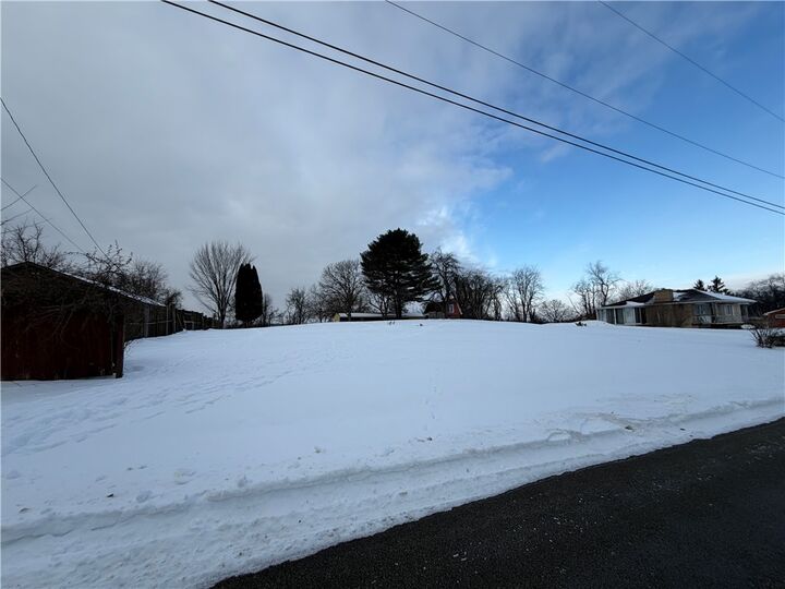 Property Photo:  000 Main  PA 15063 