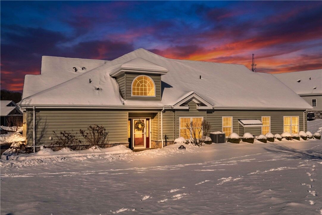 Property Photo:  190 Washington Way  PA 15237 