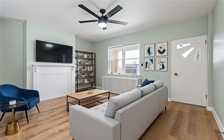 Property Photo:  411 Edith St  PA 15211 