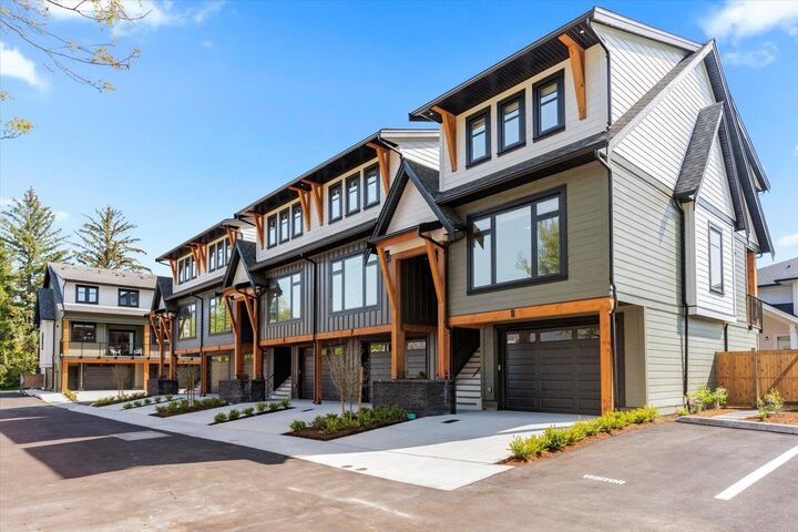 Photo de la propriété: 46106 Riverside Drive 6 BC V2P 3K9