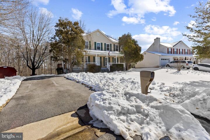 Property Photo:  5897 Penacle Court  VA 22193 