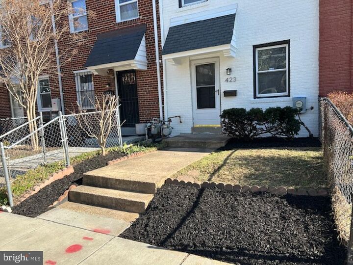 Property Photo:  423 20th Street NE  DC 20002 