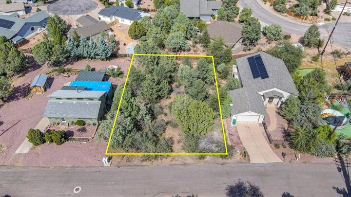 Property Photo: 818 W Rim View Road AZ 85541