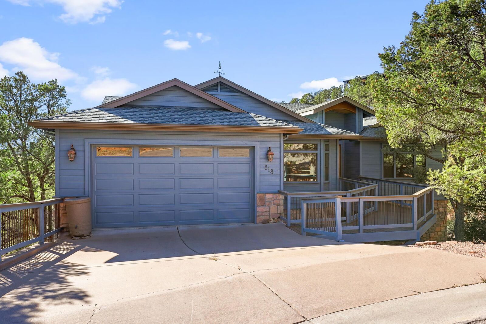 Property Photo: 818 N Blue Spruce Circle AZ 85541