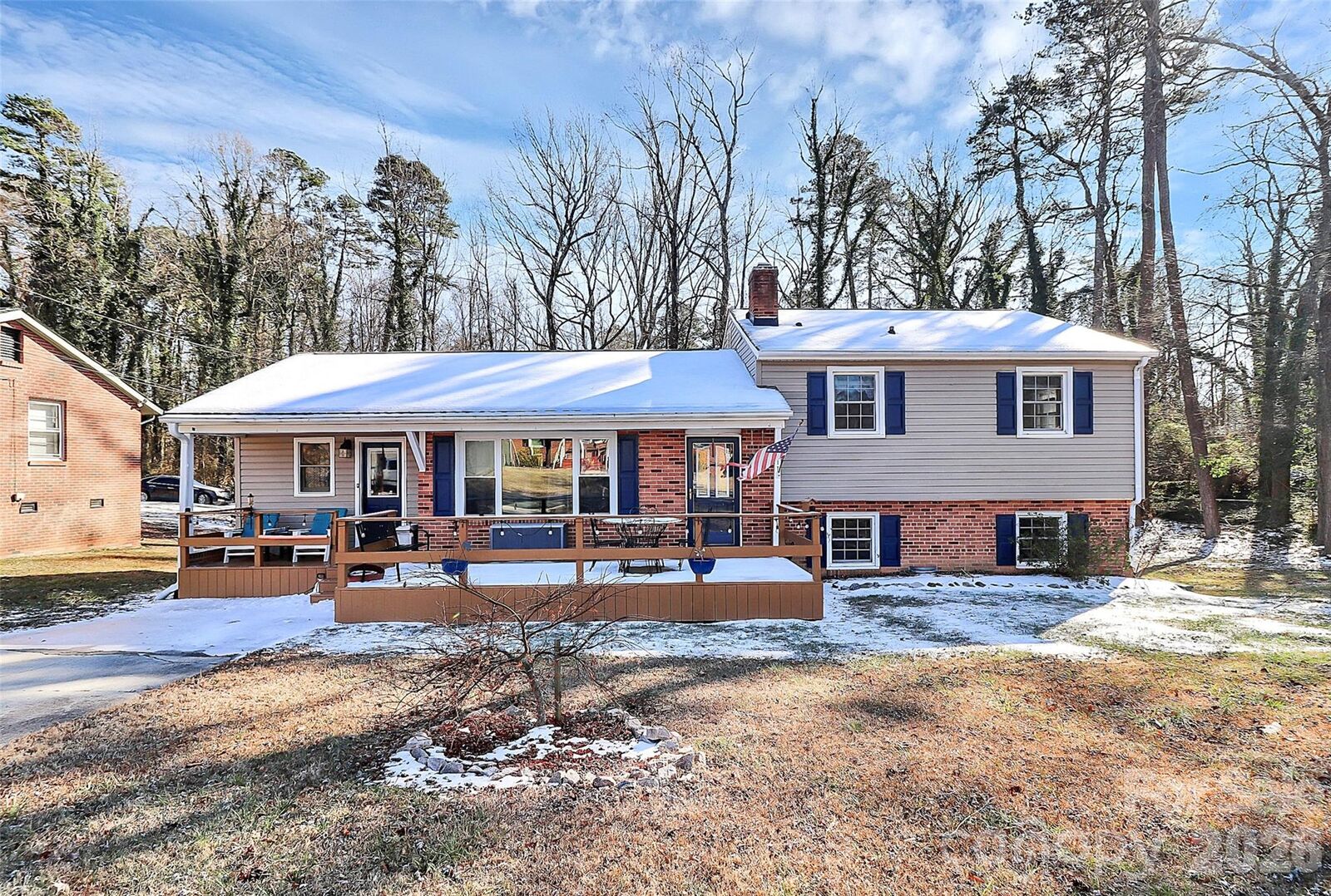 Property Photo:  2111 Parkdale Avenue  NC 28052 