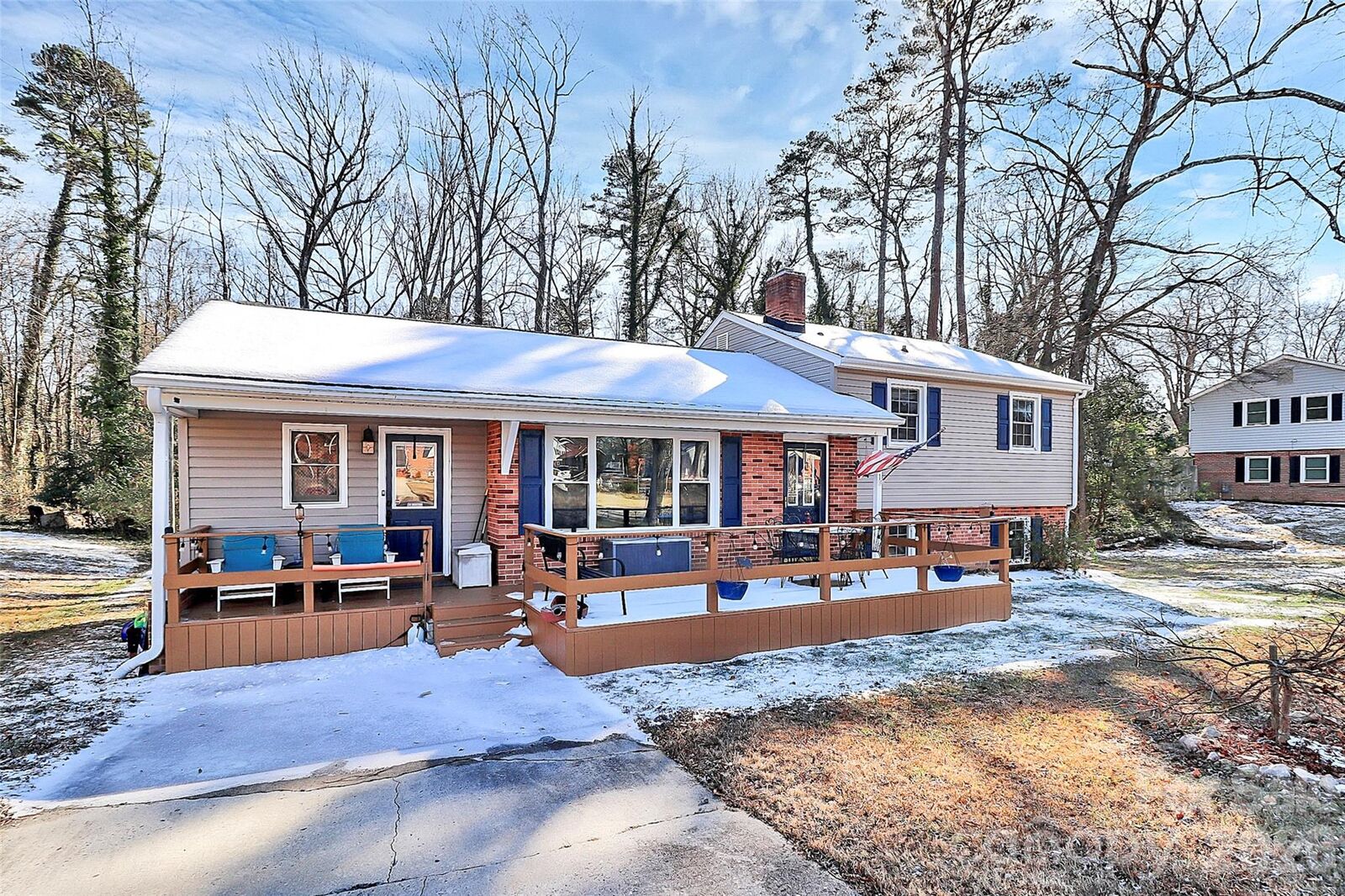 Property Photo:  2111 Parkdale Avenue  NC 28052 