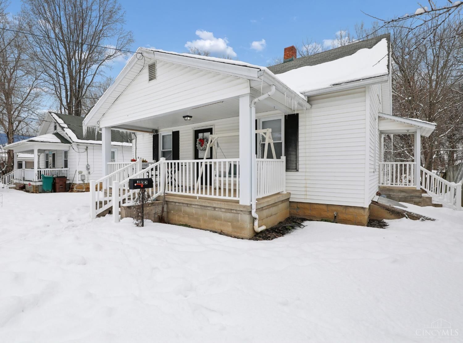 Property Photo:  402 Catherine Street  OH 45167 