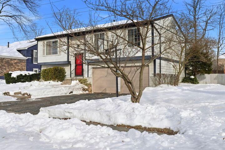 Property Photo:  7330 Woodlow Drive  OH 43068 