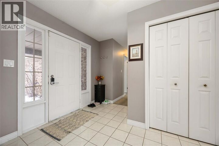 Property Photo:  1050 Finch Drive  ON N7S 6A8 
