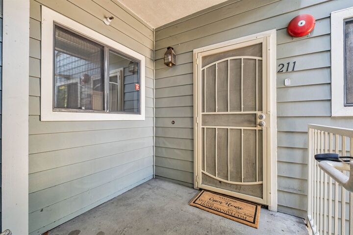 Property Photo:  3402 Pinewood Ter 211  CA 94536 