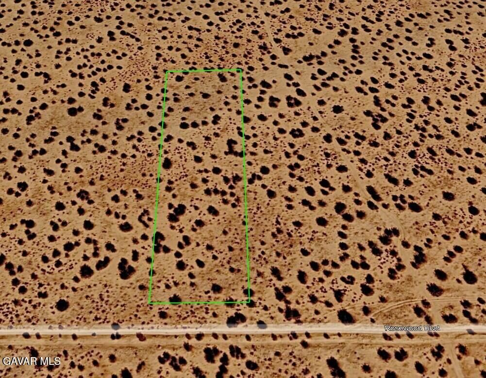 Property Photo: 25001 E Rosewood Blvd CA 93523