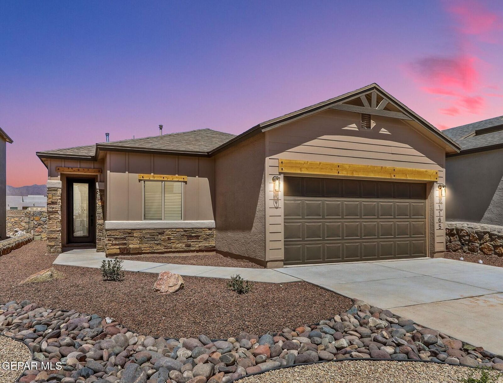 Property Photo:  665 Paseo Modesto Drive  TX 79928 