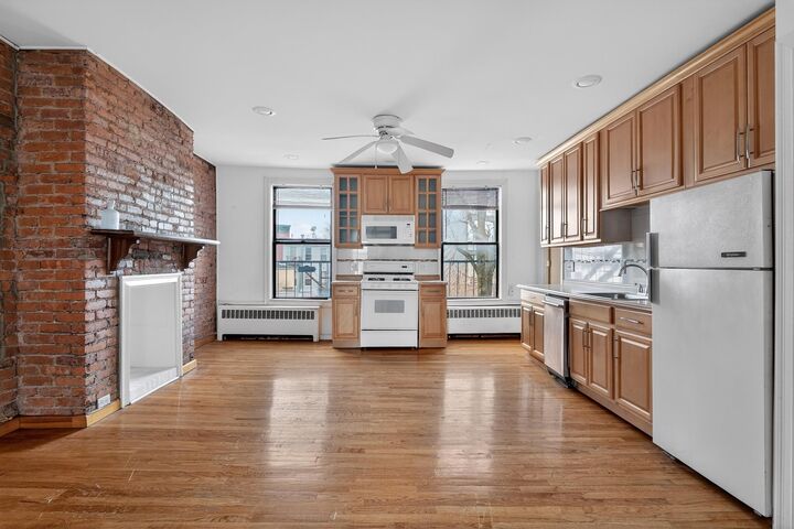 Property Photo:  216 Newark Ave 3  NJ 07302-2796 