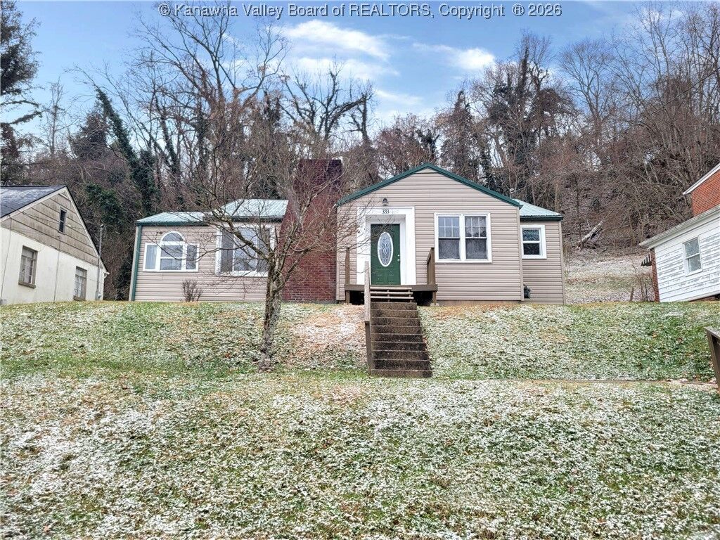 Property Photo:  333 Knollwood Drive  WV 25302 