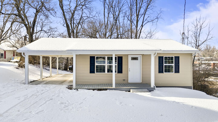 Property Photo:  140 E Main Street  KY 41041 