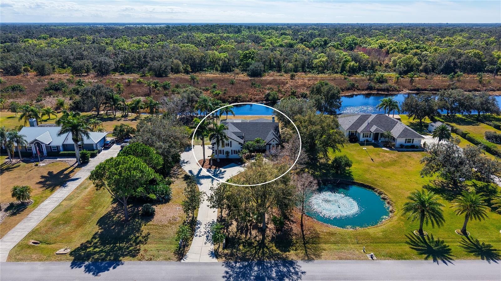 Property Photo:  2098 Palm View Road  FL 34240 