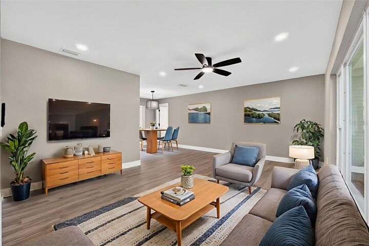 Property Photo:  2161 Wateroak Drive N  FL 33764 