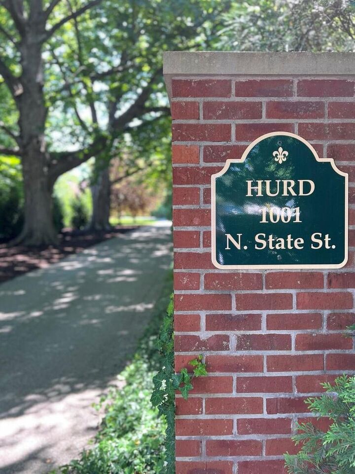 Property Photo:  1001 N State Street  IL 61856 