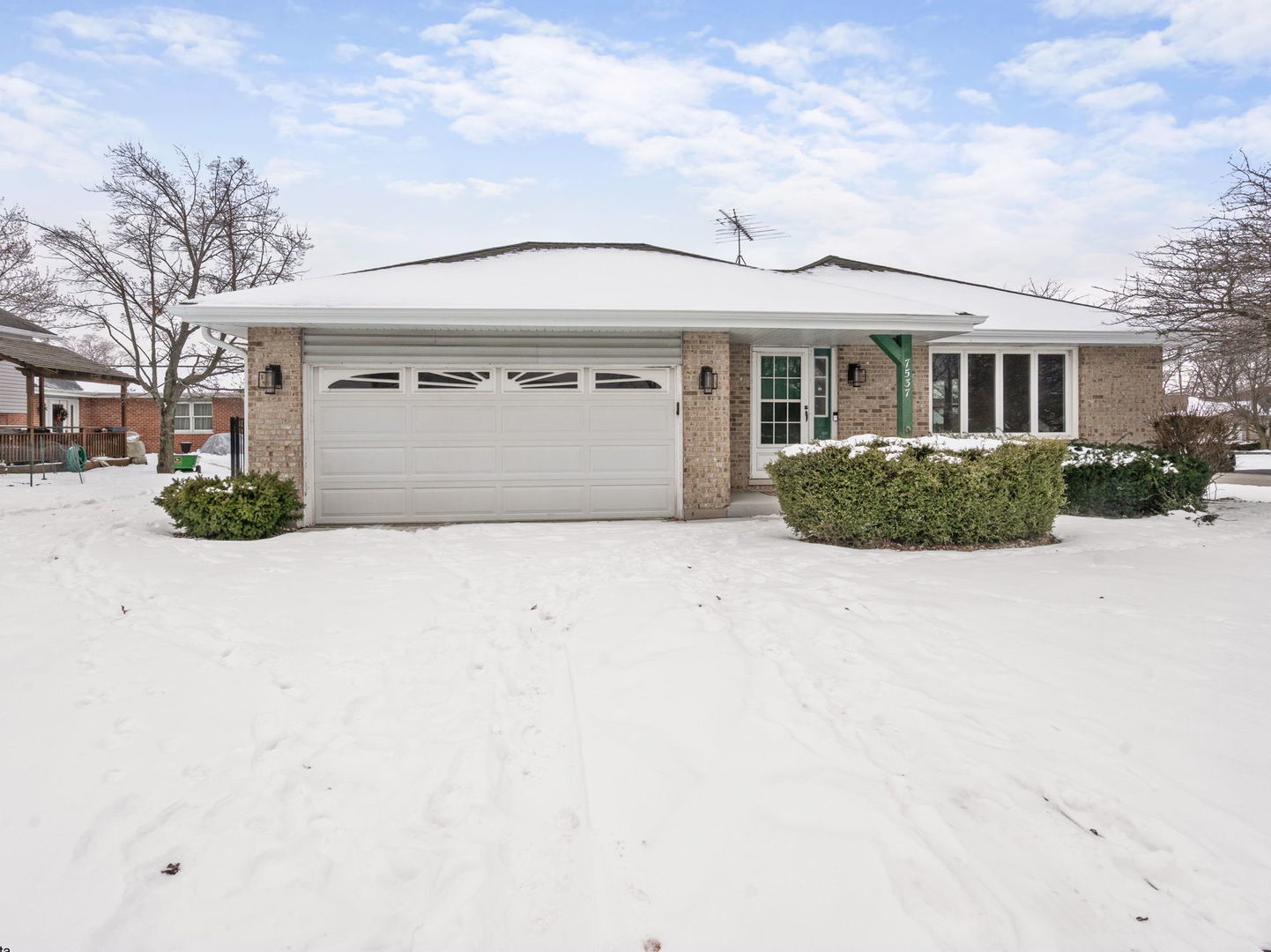 Property Photo:  7537 W Wishing Well Drive  IL 60423 