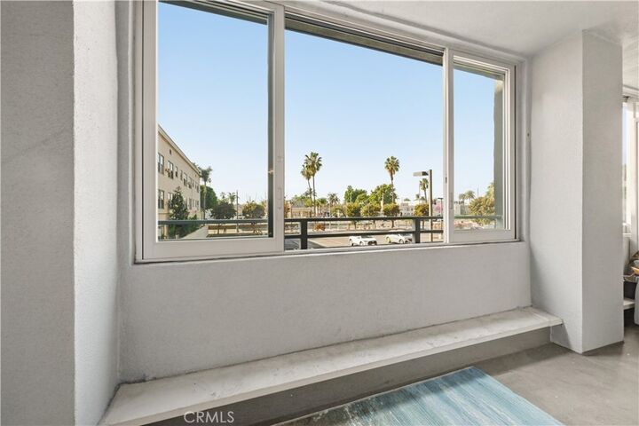 Property Photo:  433 Pine 201  CA 90802 