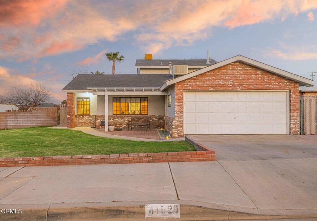 Property Photo:  41620 55th Street W  CA 93536 