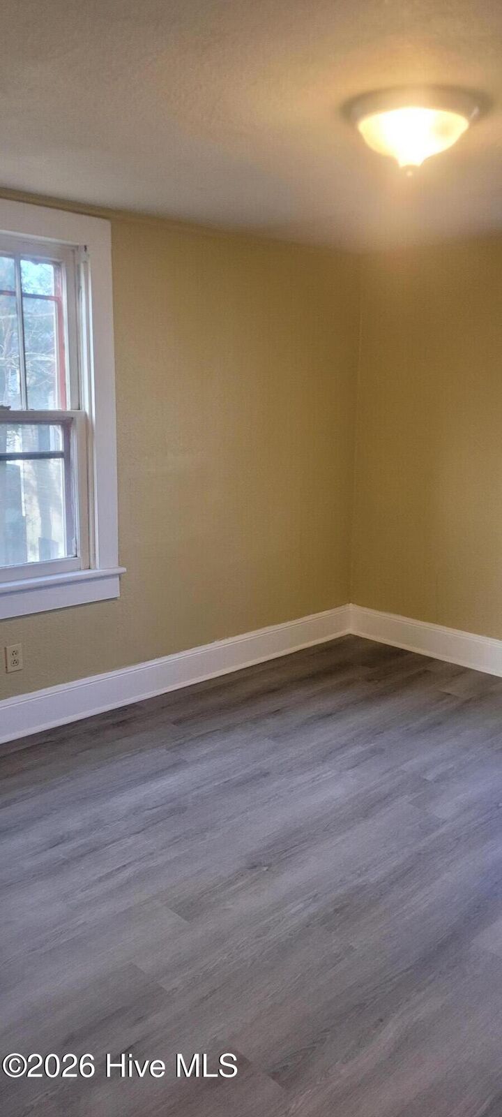 Property Photo: 305 Queen Street NC 27909