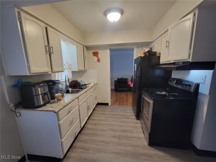 Property Photo:  3802 Fairoaks Road  OH 44121 