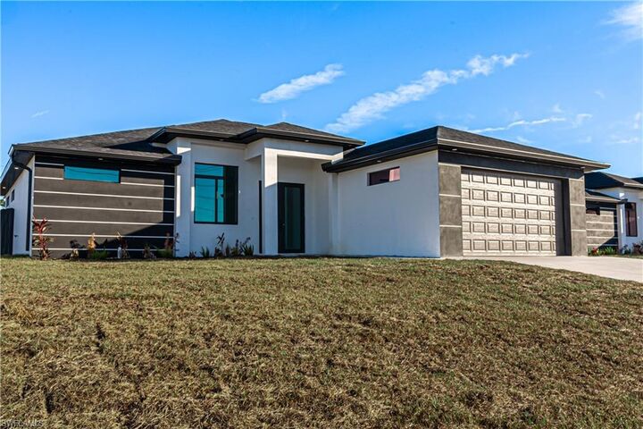 Property Photo: 401 Kismet Pkwy E FL 33909